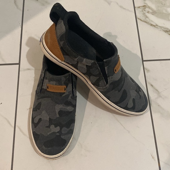 XTRA tuf women deck shoes - Picture 2 of 6